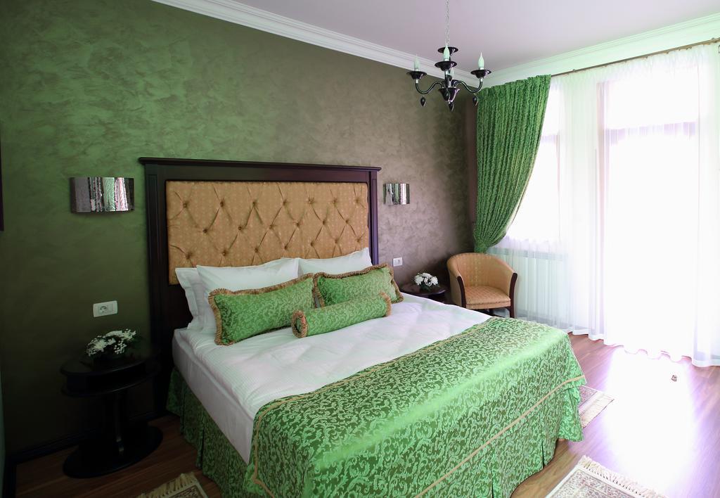 Hotel Galany Rădăuţi Zewnętrze zdjęcie