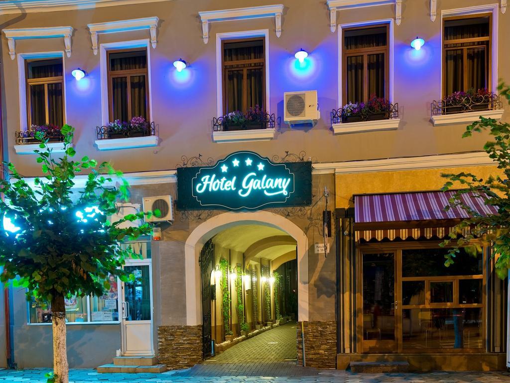 Hotel Galany Rădăuţi Zewnętrze zdjęcie